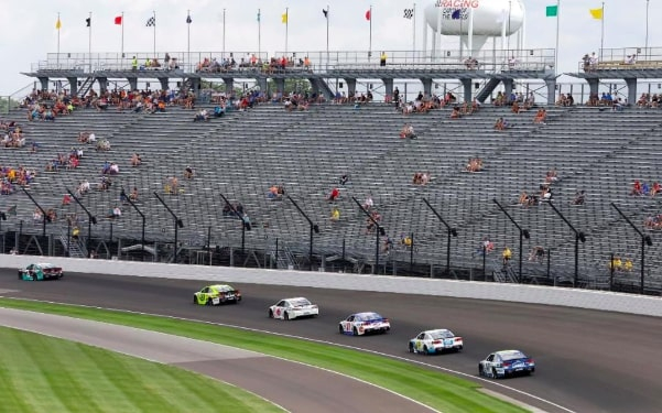 covid-19 nascar empty field